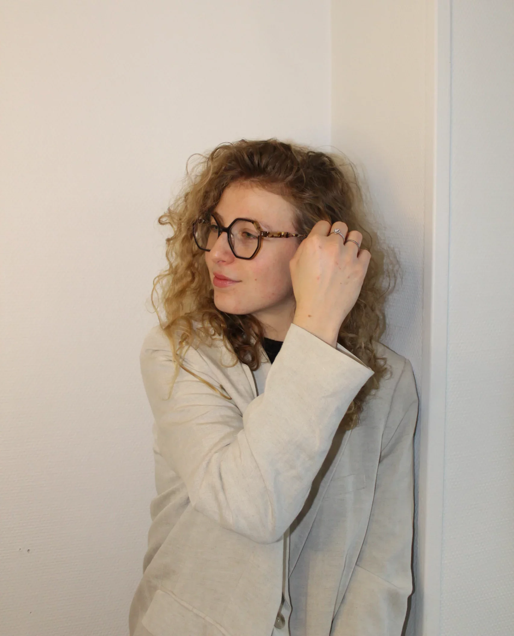 Portrait de Lucie Vasseur, fondatrice de Value, agence spécialisée en graphisme et webdesign